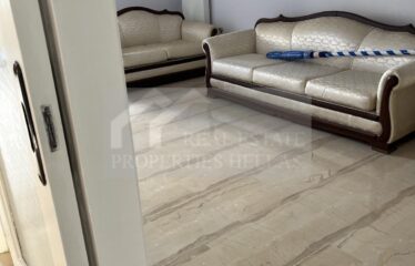 Third floor apartment in Patisia 66 sq.m front facing through