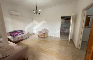 Aigaleo detached house with a 59 m² ground floor and a 101 m² first floor