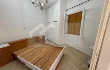 Aigaleo detached house with a 59 m² ground floor and a 101 m² first floor